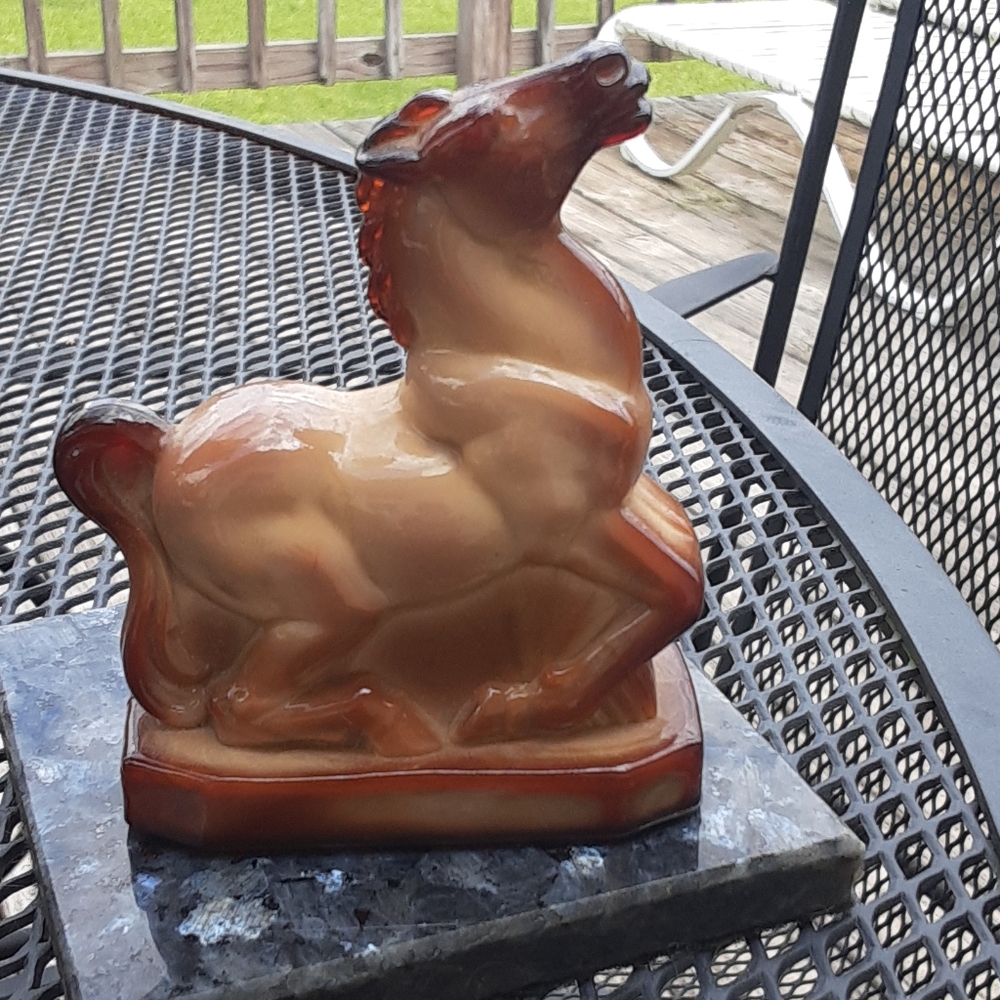 Awesome vintage chocolate horse made by Boyd